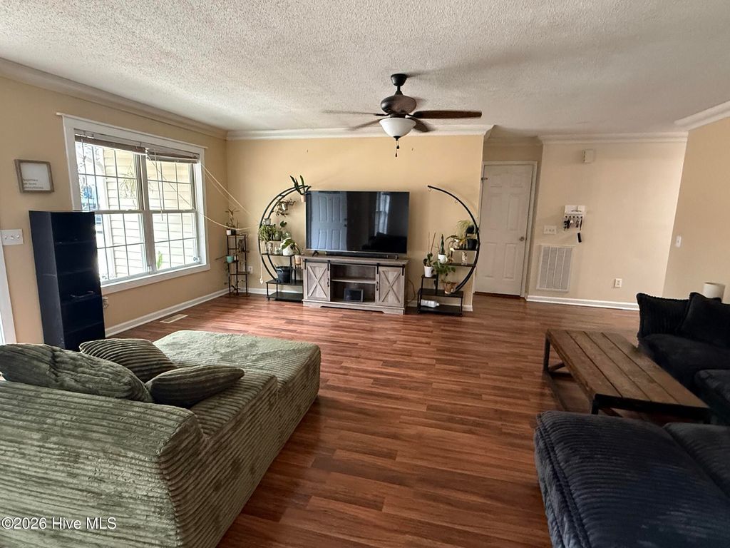 Photo of 159 Edinburgh Drive, Carthage, NC 28327 (MLS # 100556719)