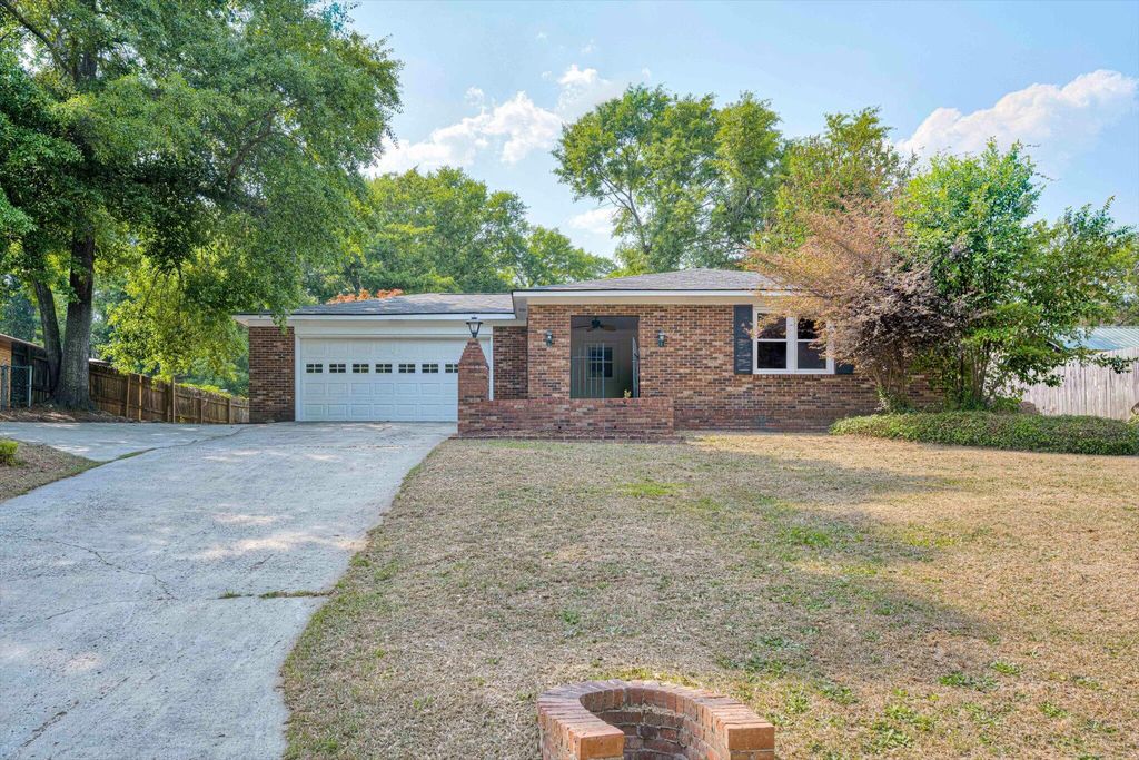 Photo of 205 Hillbrook Drive, Martinez, GA 30907 (MLS # 554967)