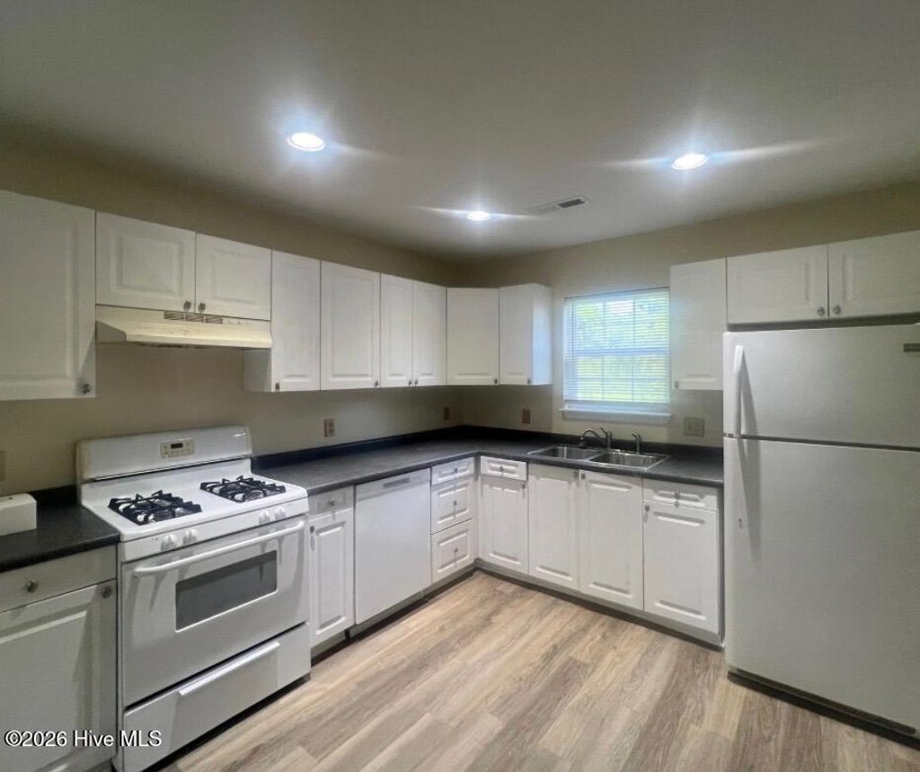 Photo of 2133 Market Street, Wilmington, NC 28403 (MLS # 100564817)