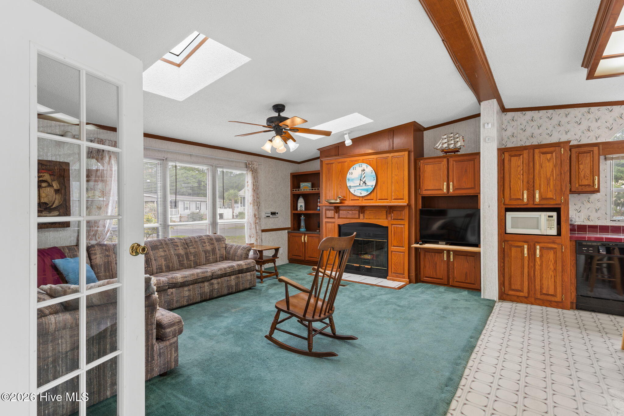 206 Live Oak Drive