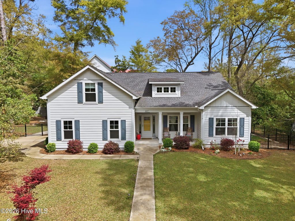 Photo of 817 White Heron Cove, Murrells Inlet, SC 29576 (MLS # 100565568)