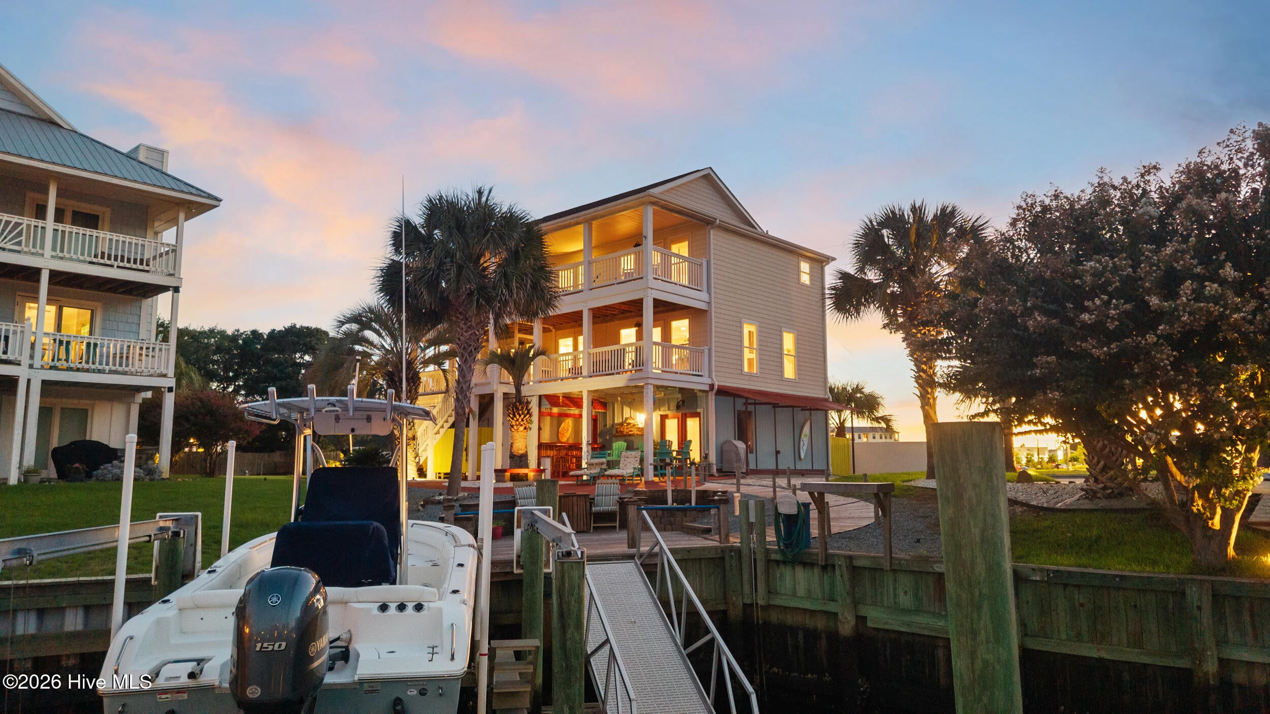 1001 Waterview Place