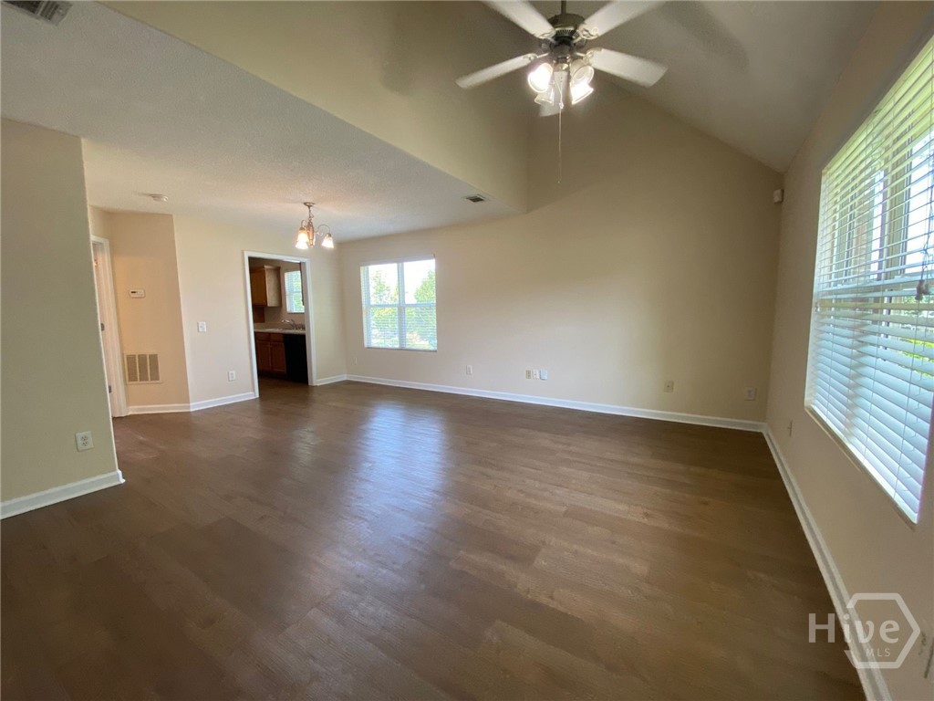 218 Bridgewater Circle - Photo 2