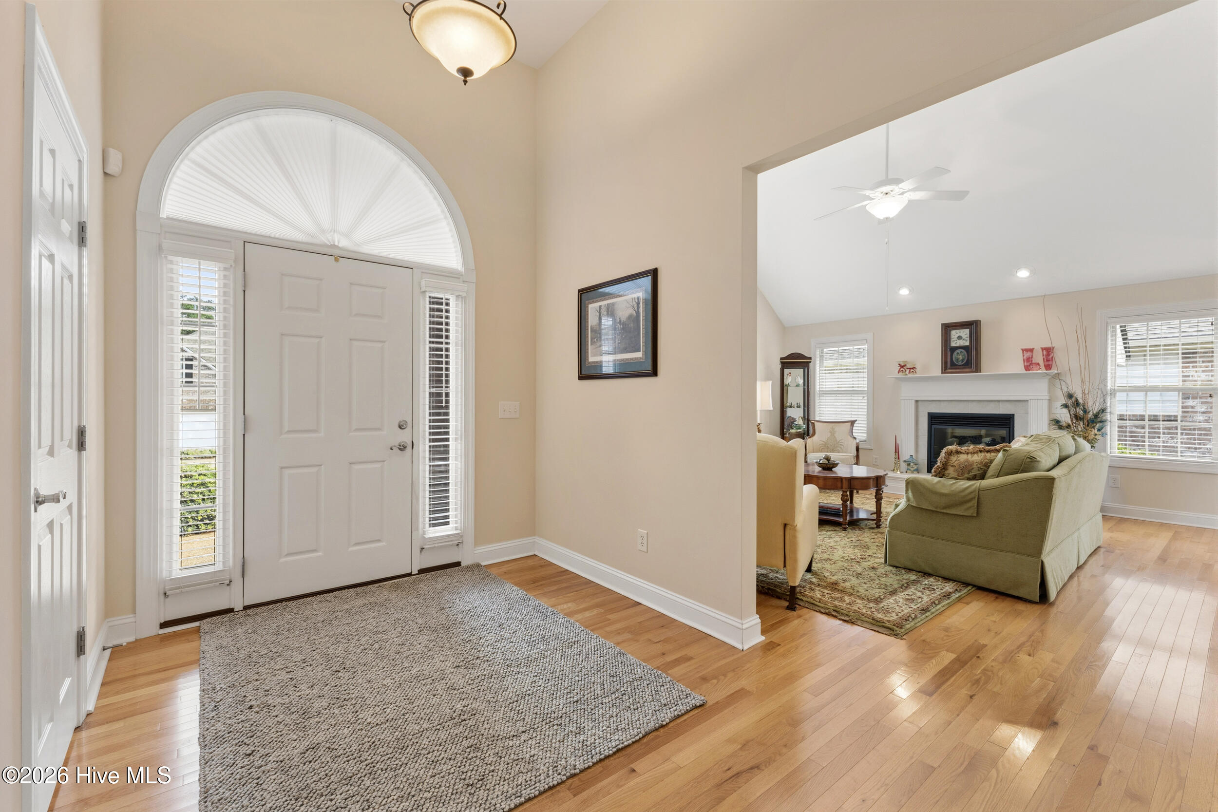 6114 Northshore Drive
