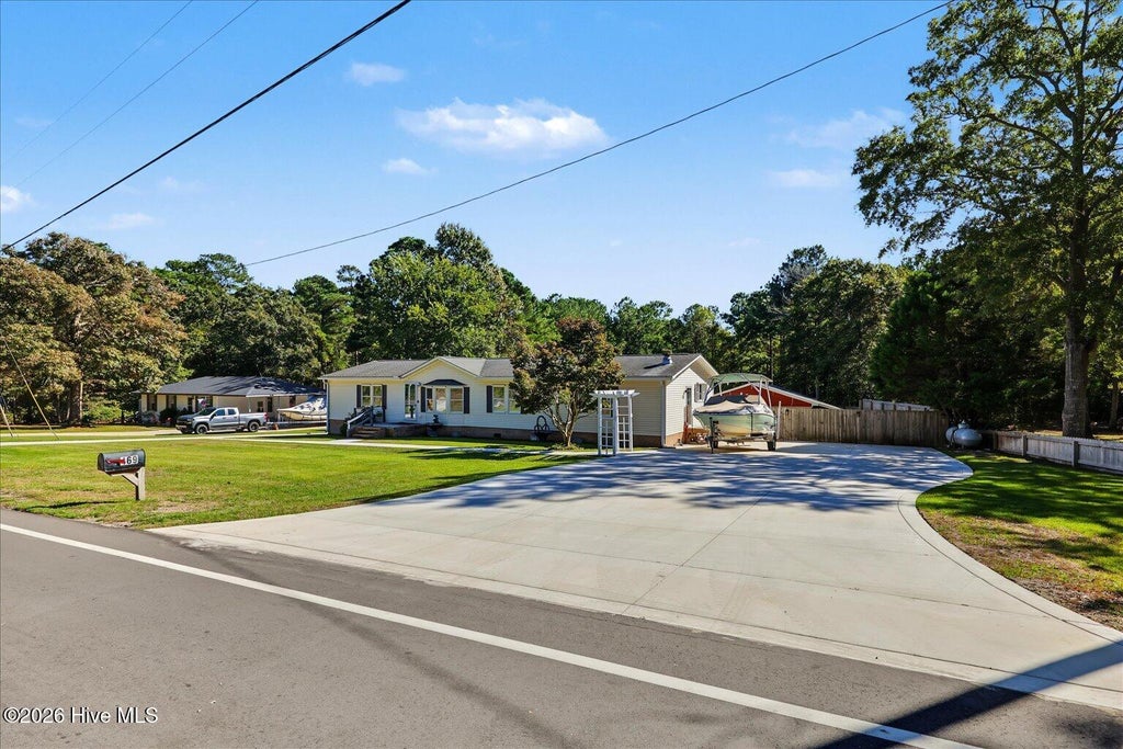 Photo of 469 Turkey Point Road, Sneads Ferry, NC 28460 (MLS # 100612623)