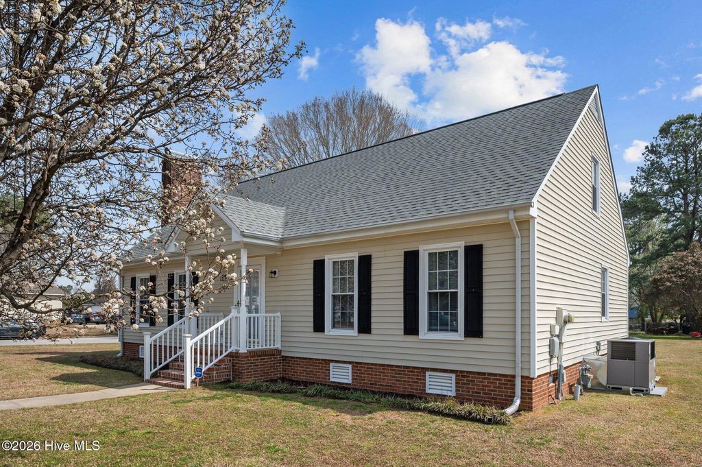 Photo of 2708 Ridge Road NW, Wilson, NC 27896 (MLS # 100538014)