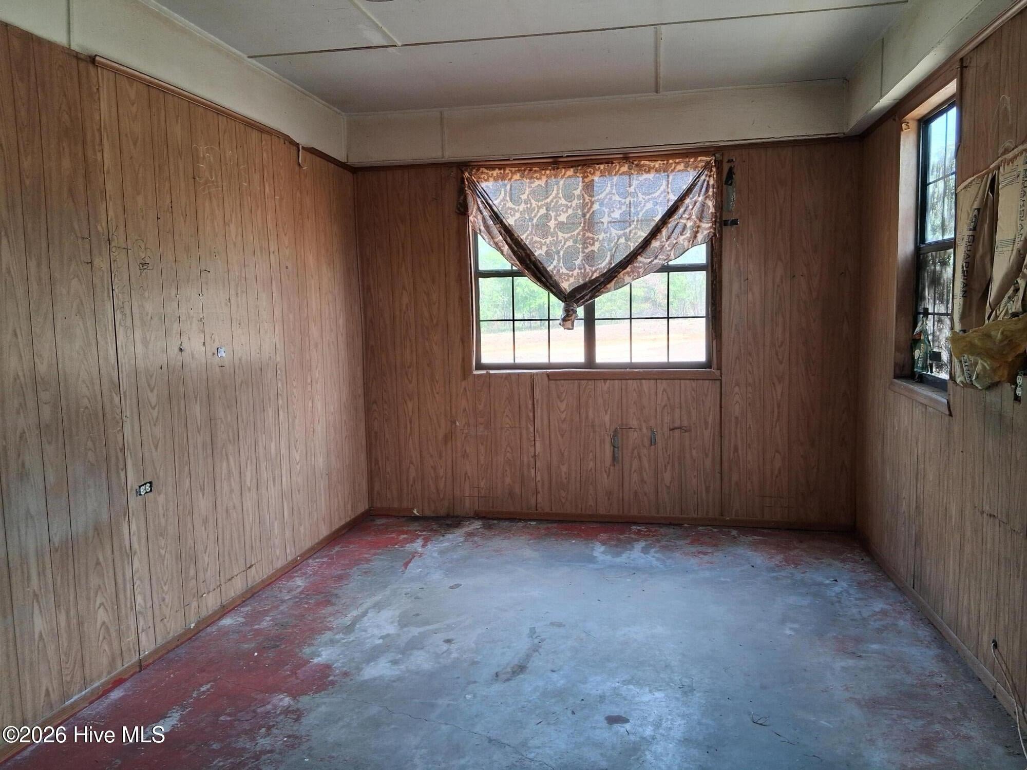 190 Nathaniel Howard Road 0 Na