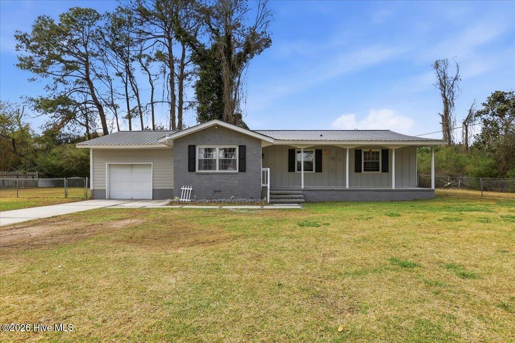 Photo of 311 Meadow Road, Goldsboro, NC 27534 (MLS # 100561947)