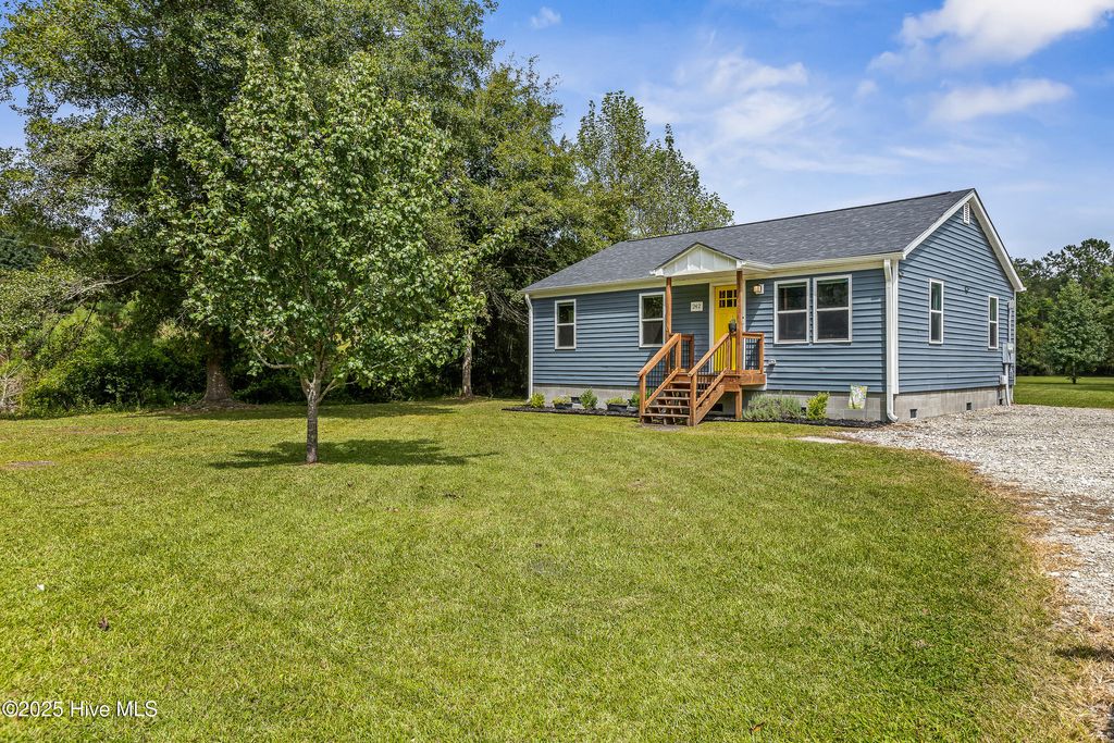 Photo of 242 Walton Road, Midway Park, NC 28544 (MLS # 100534522)