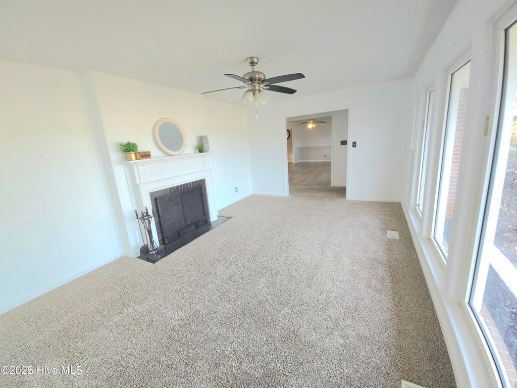 Photo of 909 Clyde Drive, Jacksonville, NC 28540 (MLS # 100574681)