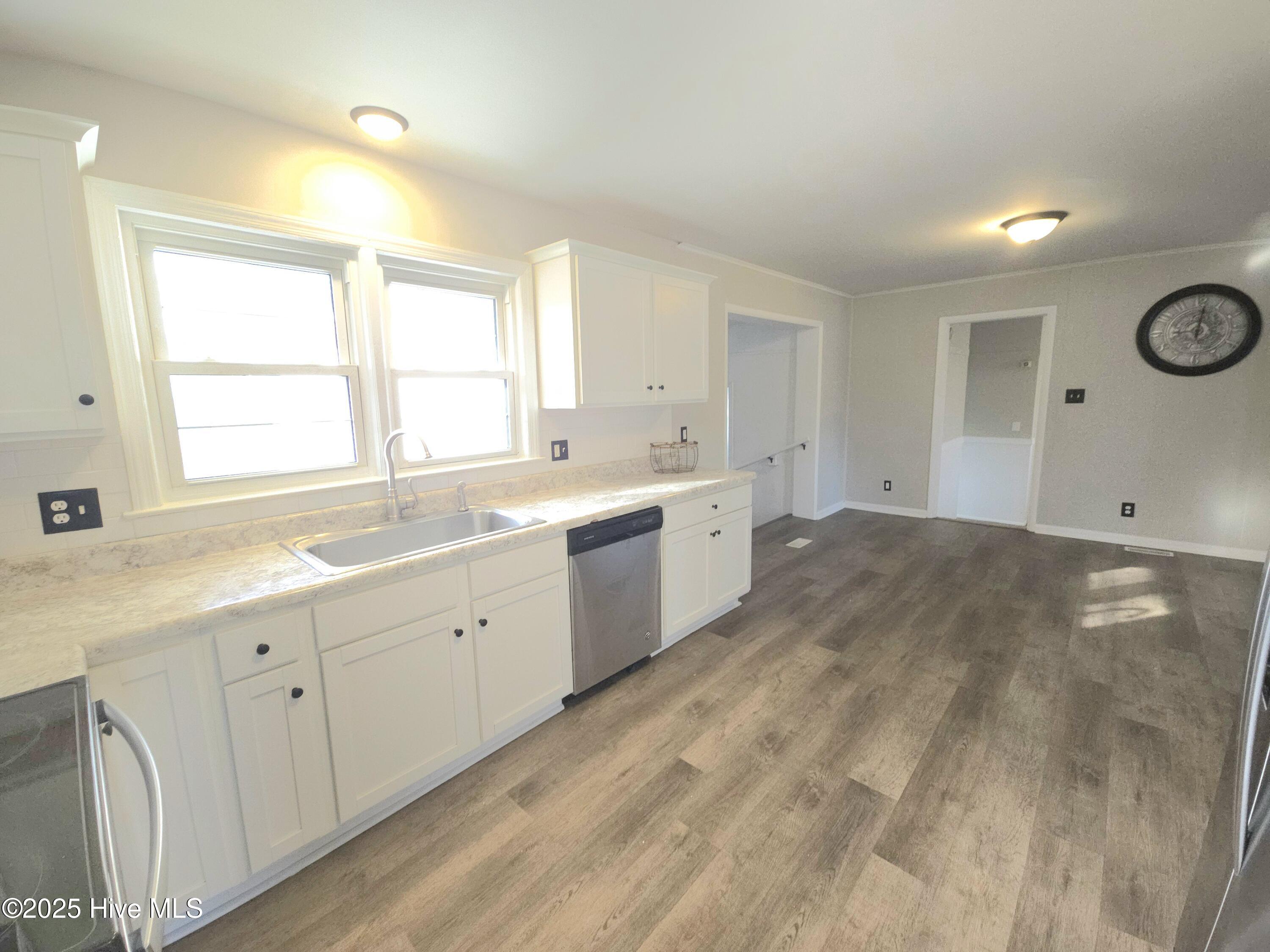 909 Clyde Drive