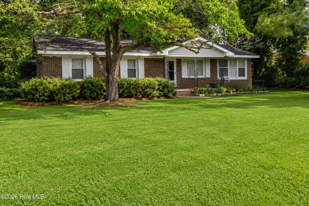 Photo of 4910 White Oak Loop, Wilson, NC 27893 (MLS # 100591452)