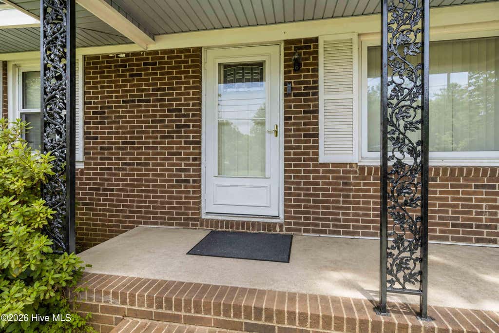 Photo of 4910 White Oak Loop, Wilson, NC 27893 (MLS # 100591452)