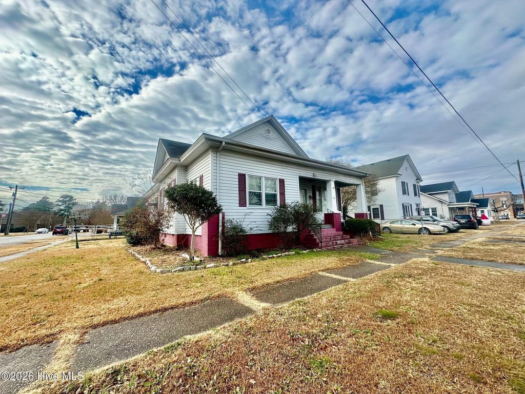 Photo of 501 W North Street, Ahoskie, NC 27910 (MLS # 100547466)
