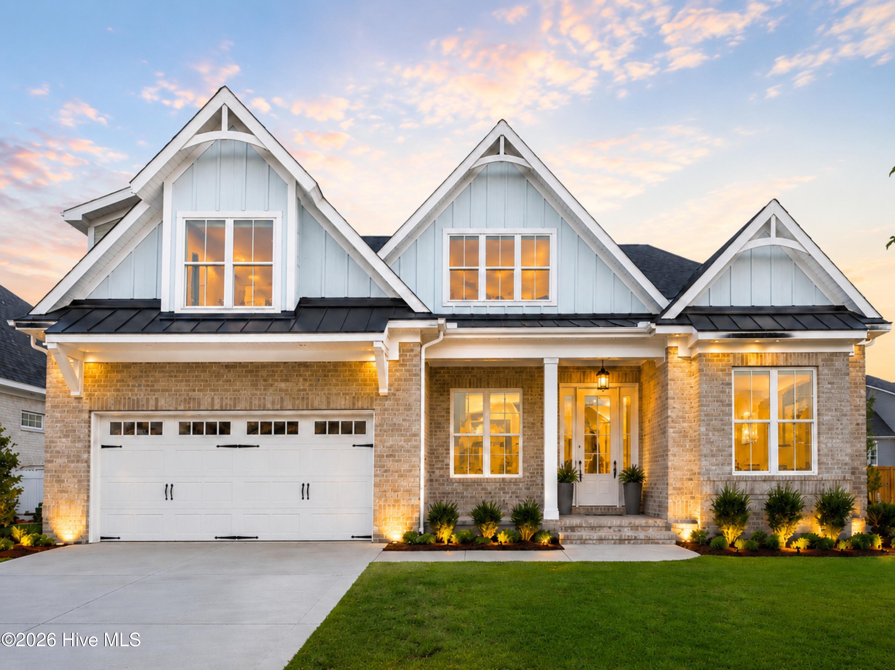 108 Grayhawk Circle