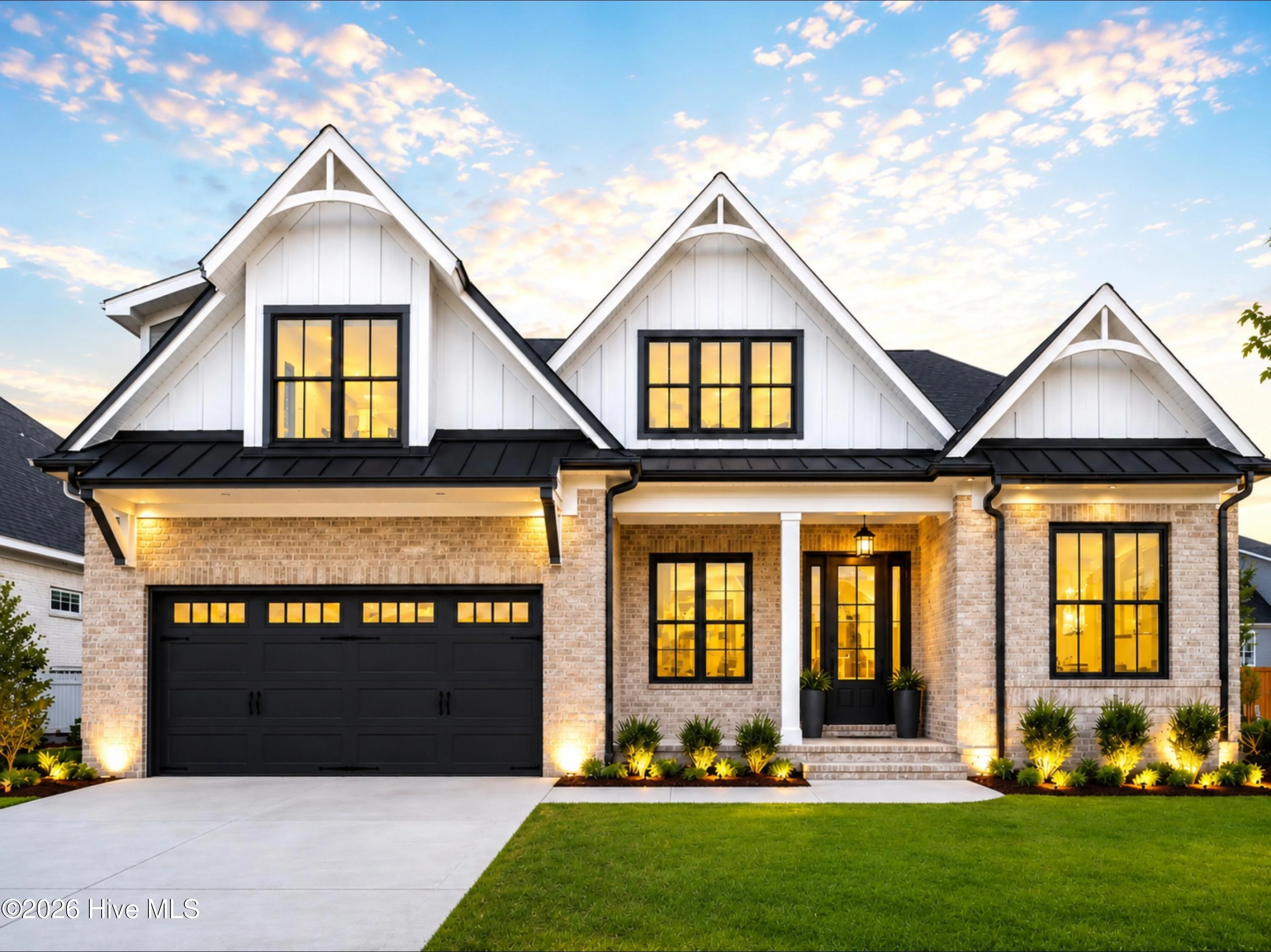 108 Grayhawk Circle