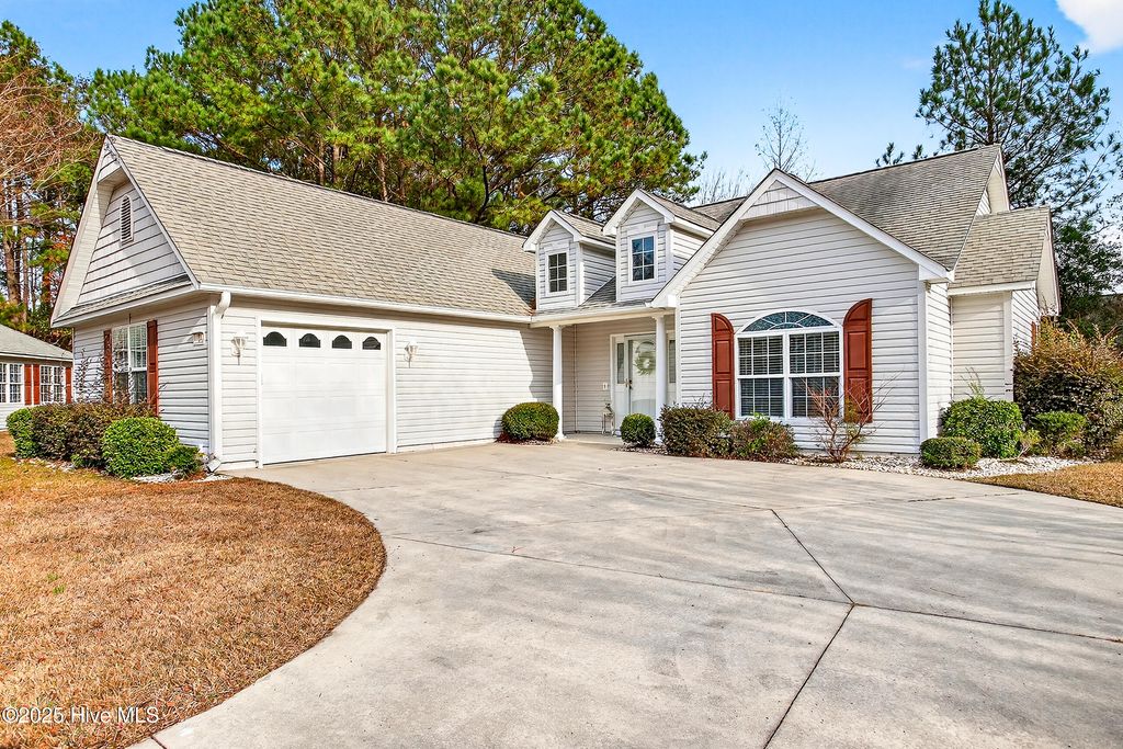 Photo of 404 Jasmine N, Swansboro, NC 28584 (MLS # 100546010)