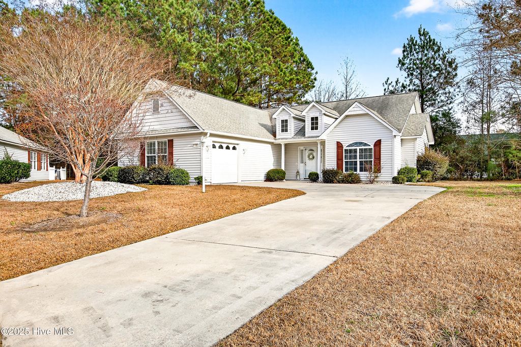 Photo of 404 Jasmine N, Swansboro, NC 28584 (MLS # 100546010)