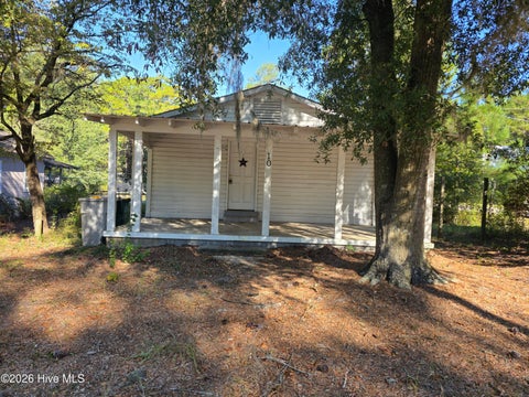 Homes For Sale - 10 Godwin Road<br/> Bladen County, Elizabethtown, NC 28337