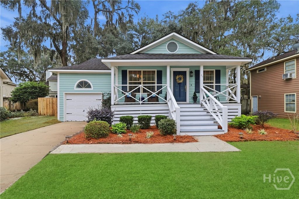 Photo of 29 S Lake Drive, Savannah, GA 31410 (MLS # SA346309)