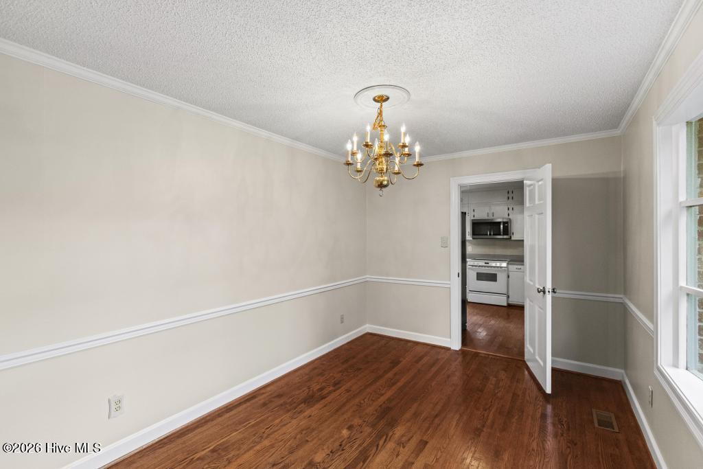 309 Forest Grove Avenue
