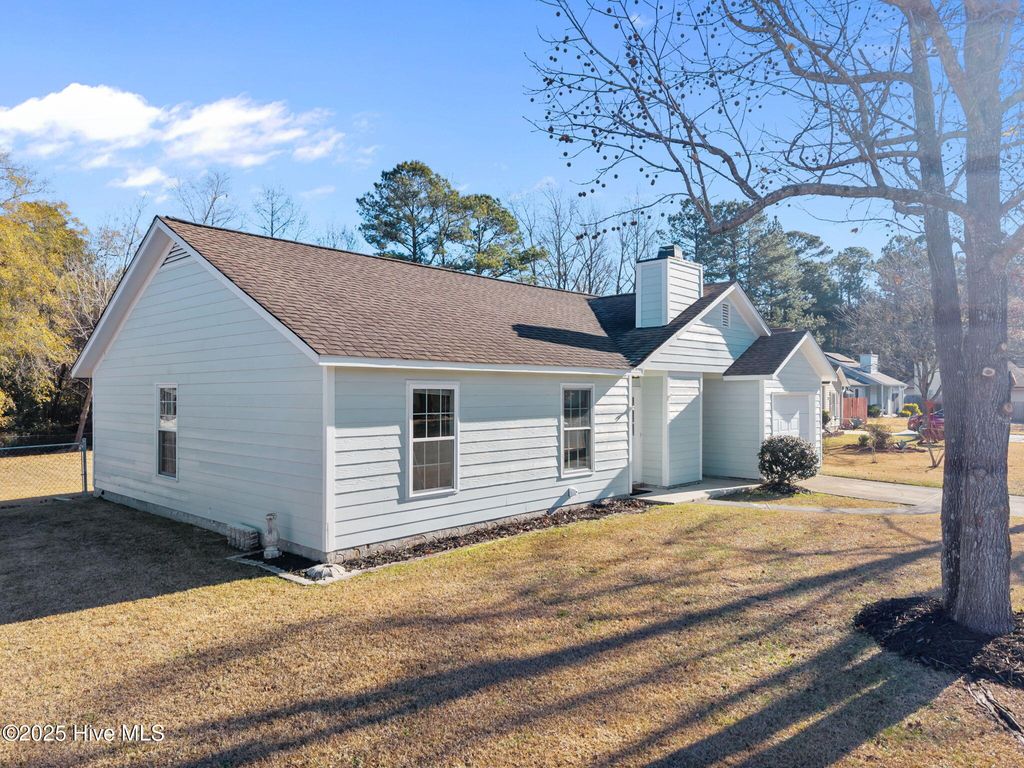 Photo of 201 Meadow Lane, Jacksonville, NC 28546 (MLS # 100546209)