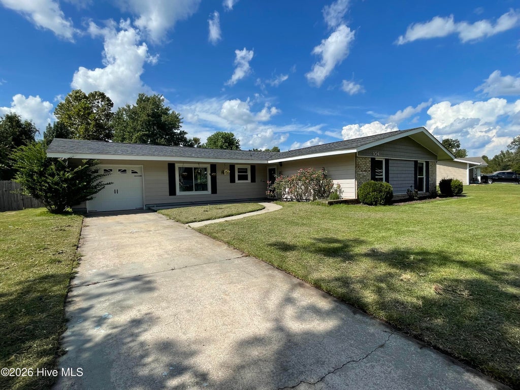 Photo of 104 Timber Lane, Jacksonville, NC 28540 (MLS # 100604001)