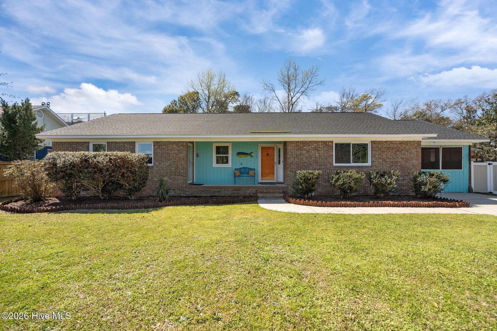 Photo of 513 Hamlet Avenue, Carolina Beach, NC 28428 (MLS # 100569191)