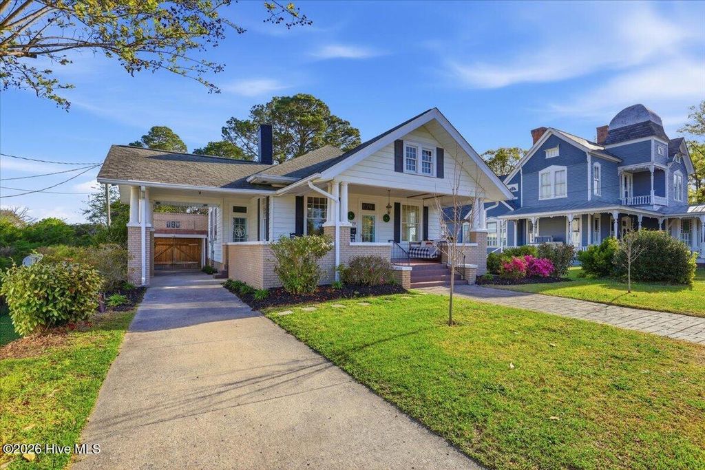 Photo of 129 E Railroad Street, La Grange, NC 28551 (MLS # 100564473)