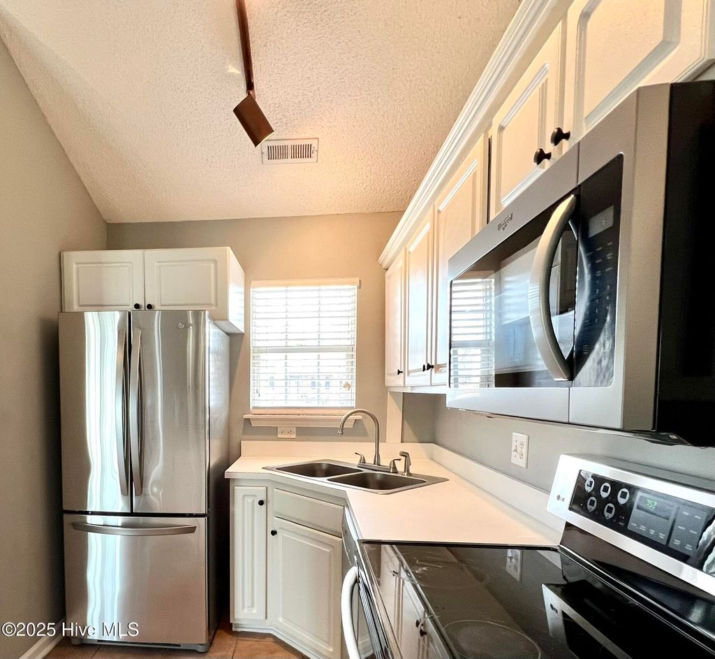 Photo of 3817 Merestone Drive, Wilmington, NC 28412 (MLS # 100545915)