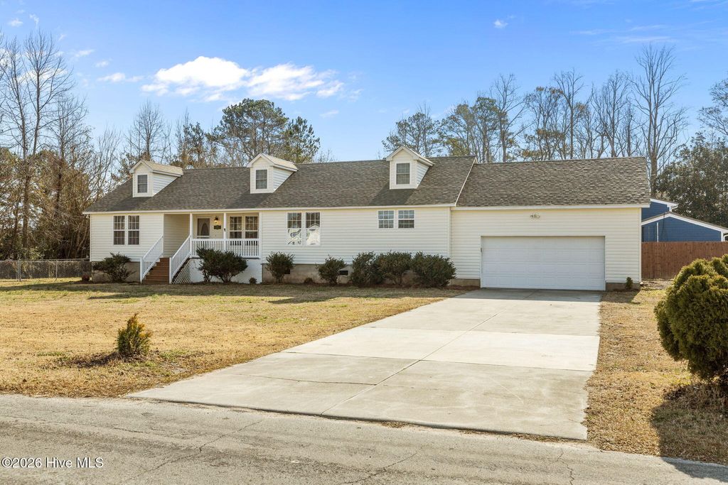 Photo of 317 Steamship Lane, Newport, NC 28570 (MLS # 100548752)