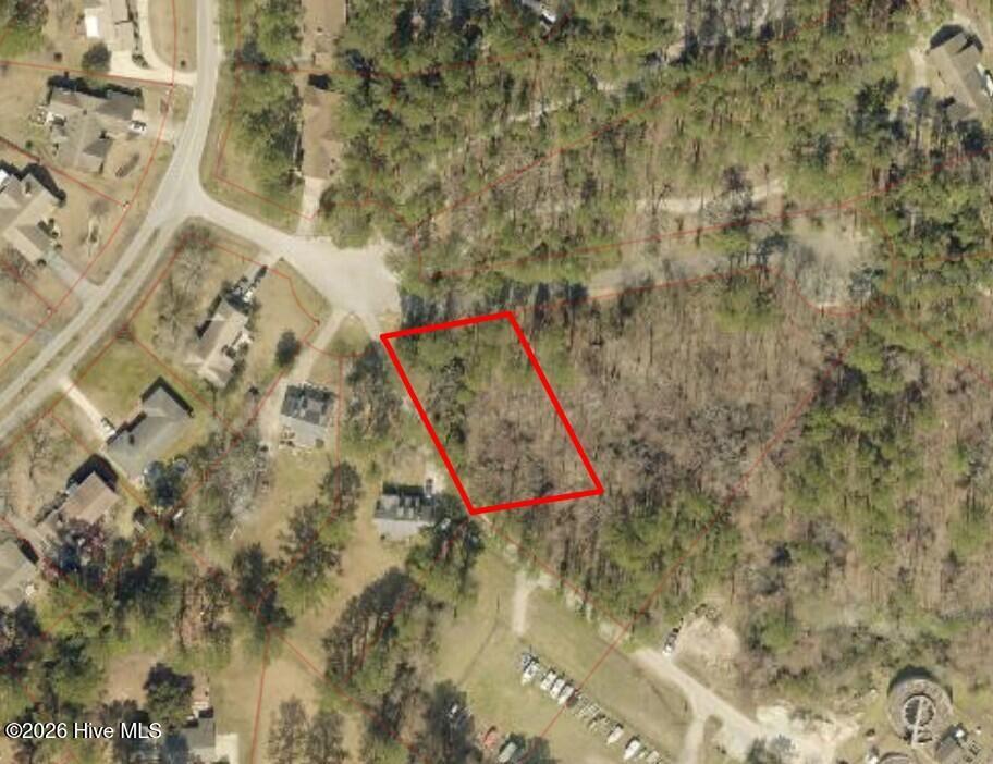 Photo of 202 Gull Pointe, New Bern, NC 28562 (MLS # 100590112)