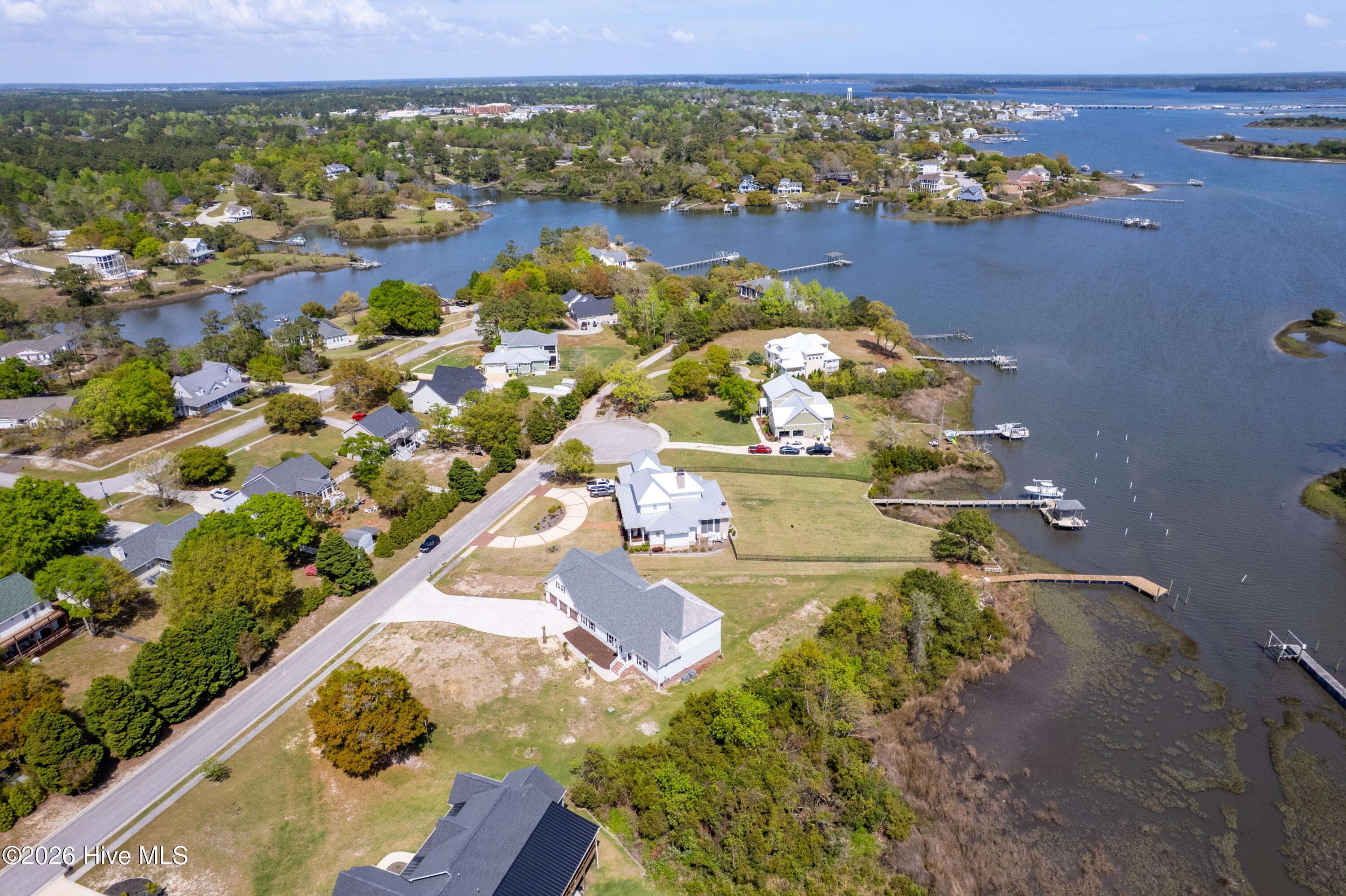 106 Elizabeth Way Court
