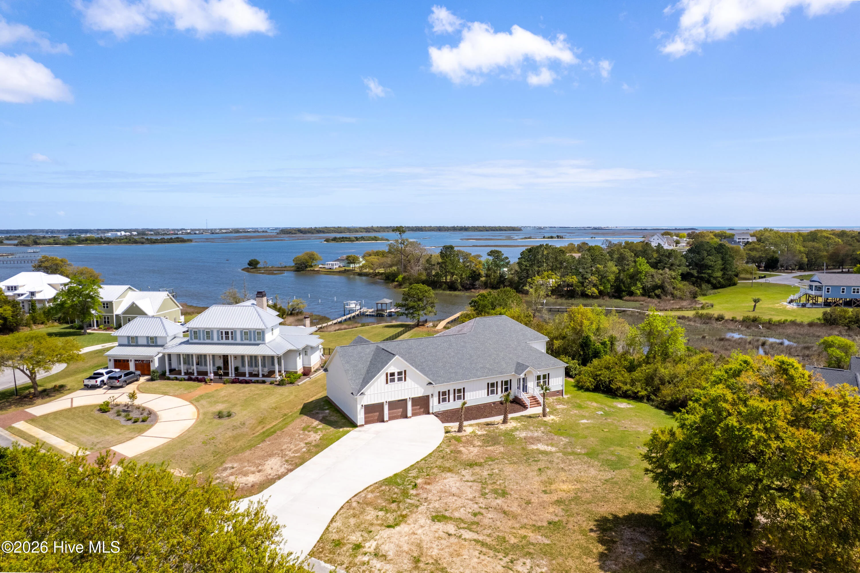 106 Elizabeth Way Court