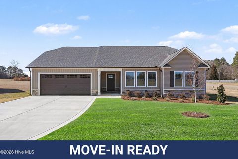 Homes For Sale - 61 Maxwell Farm Lane<br/> Selma, NC 27576
