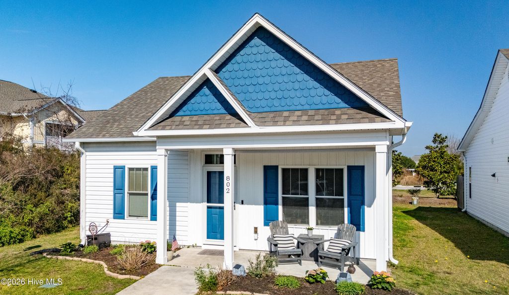 Photo of 802 Pirates Landing Drive #802, Beaufort, NC 28516 (MLS # 100561535)