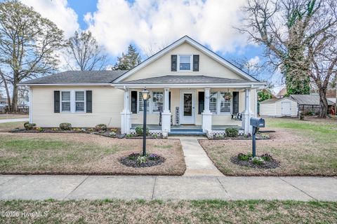 Photo for 503 Maple Street