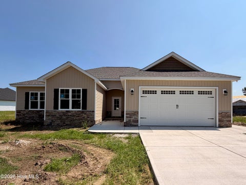 Homes For Sale - 3717 Chatsworth Drive<br/> Lenoir County, La Grange, NC 28551