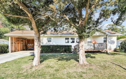 Tiny photo for 200 1st Street, Hampstead, NC 28443 (MLS # 100560633)
