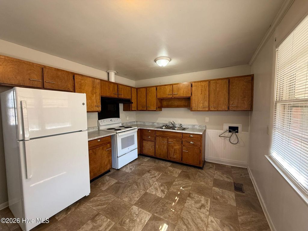 Photo of 200 Kitt Drive, Jacksonville, NC 28540 (MLS # 100563956)