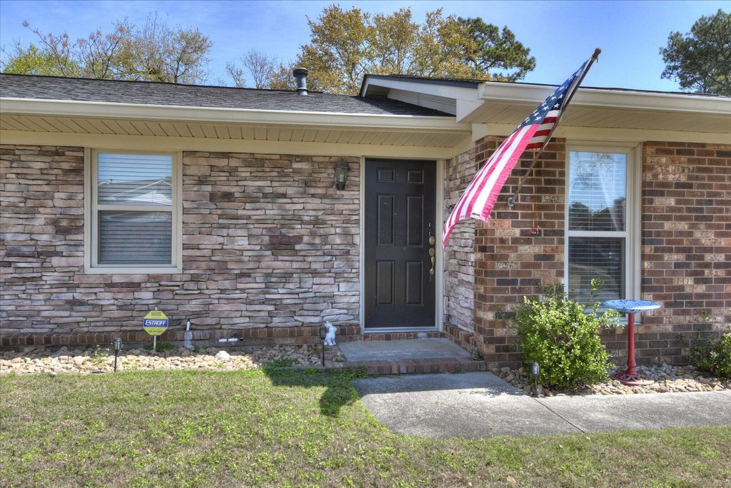 Photo of 268 Hinman Drive, Martinez, GA 30907 (MLS # 553570)