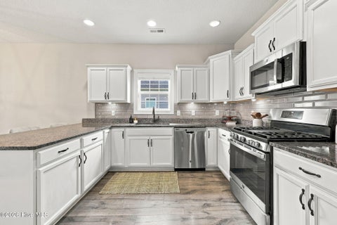 Tiny photo for 314 Wood House Drive, Jacksonville, NC 28546 (MLS # 100606331)