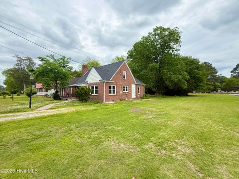 Homes For Sale - 513 E Main Street<br/> Washington County, Plymouth, NC 27962