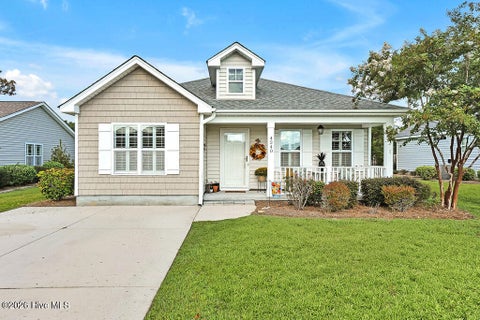 Photo of 4240 Cherry Laurel Drive SE, Southport, NC 28461 (MLS # 100603128)