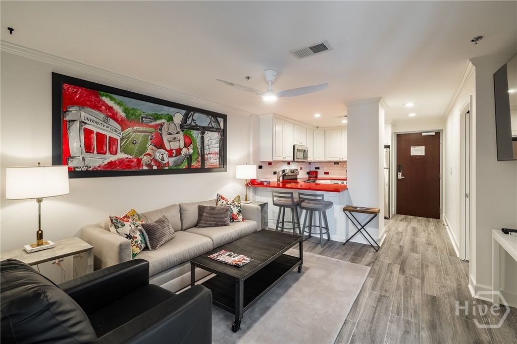 Photo of 250 W Broad Street #620, Athens, GA 30601 (MLS # CL352264)