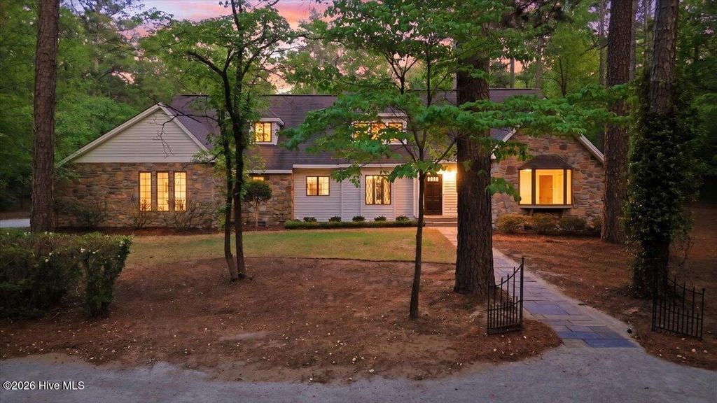 Photo of 141 Bridgewater Drive, Southern Pines, NC 28387 (MLS # 100568452)