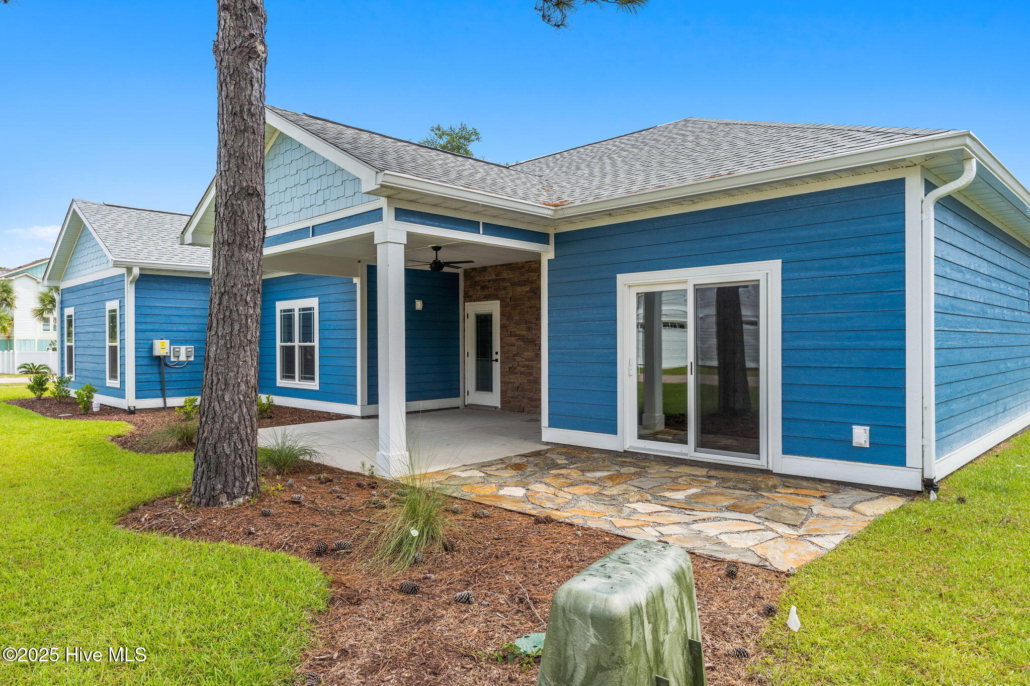 1668 Back Bay Drive SW