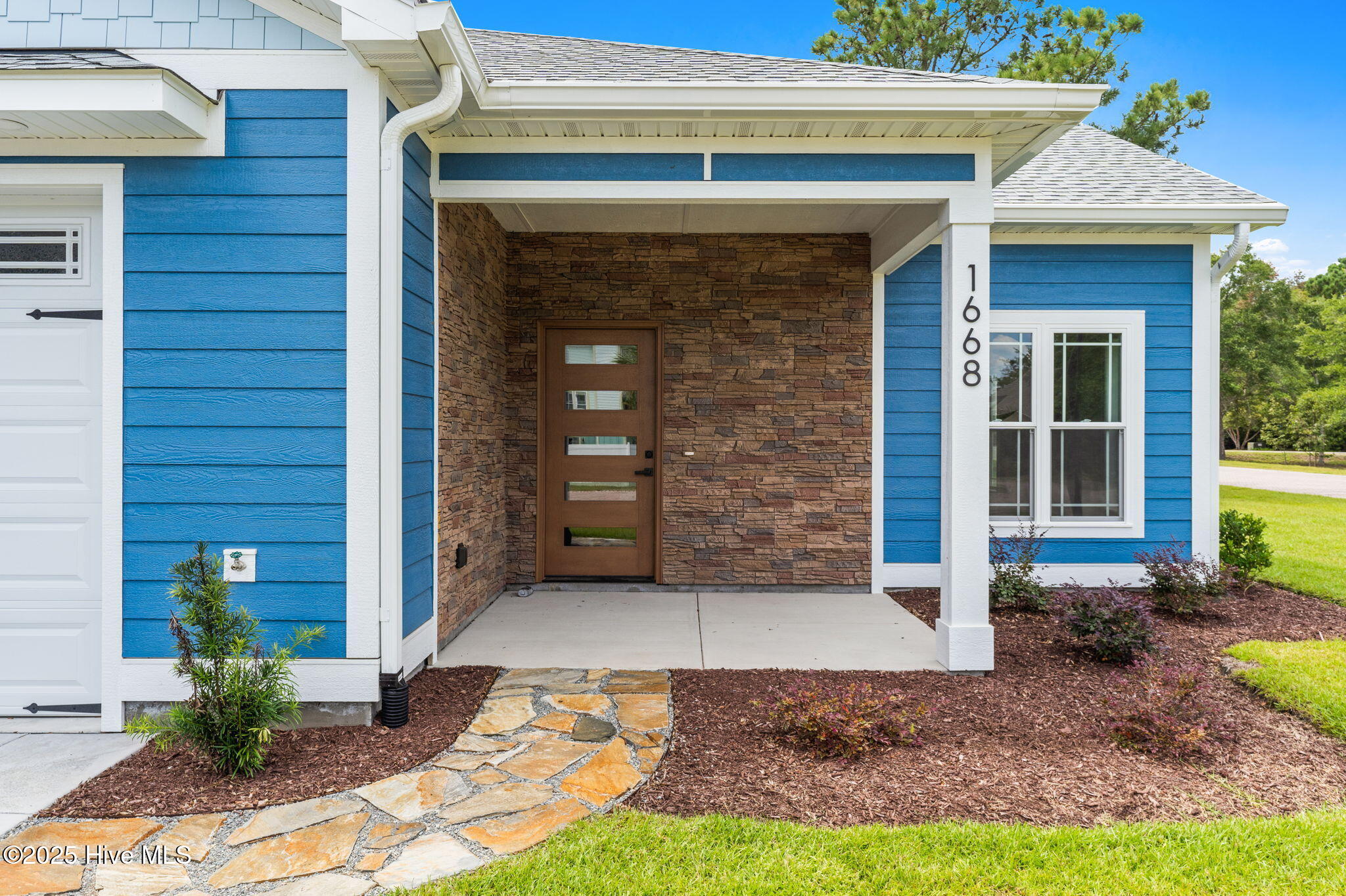 1668 Back Bay Drive SW