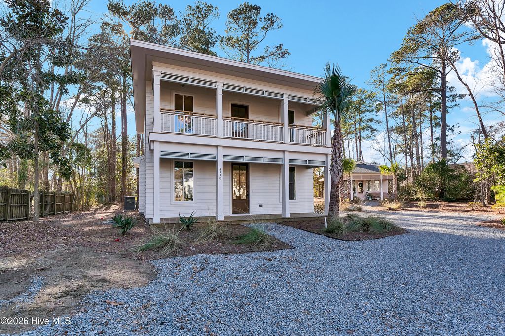 Photo of 1110 Tree Canopy Way, Wilmington, NC 28403 (MLS # 100549345)