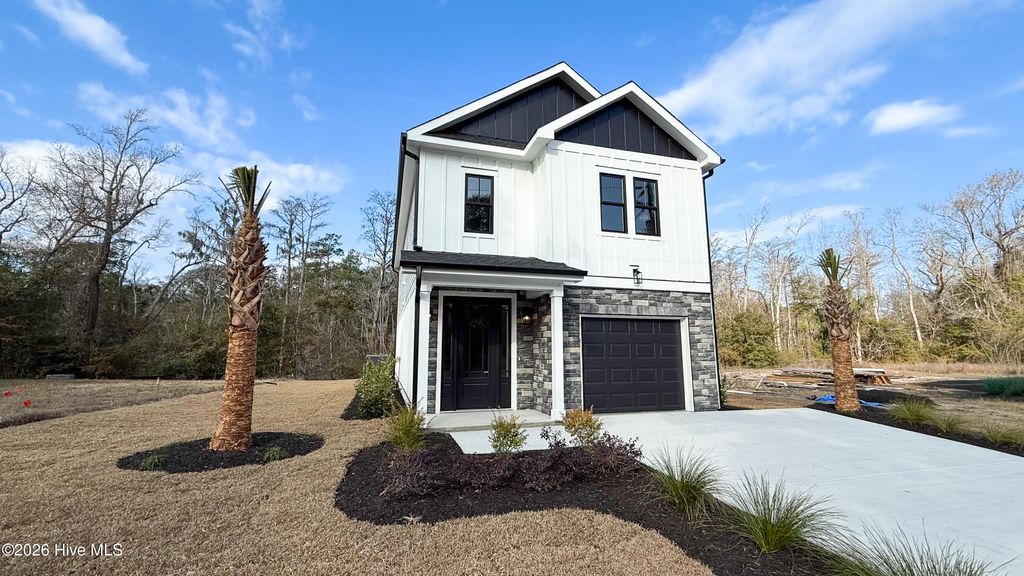 Photo of 21 Little Creek Road, Castle Hayne, NC 28429 (MLS # 100550170)